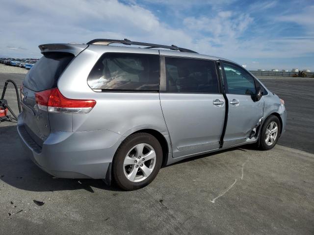 Photo 3 from auction – 2014 TOYOTA SIENNA with VIN 5TDKK3DCXES424864