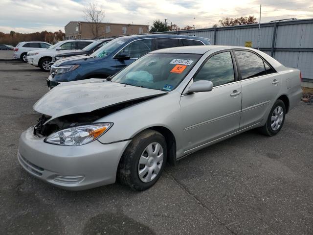 TOYOTA CAMRY 2002 with VIN 4T1BE32K62U526019 - Photo from auction