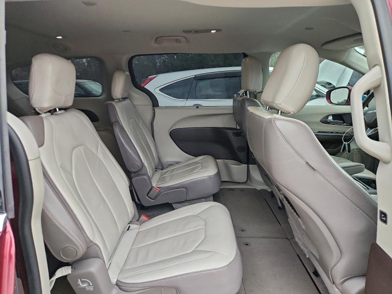Photo 11 from auction – 2017 CHRYSLER PACIFICA T with VIN 2C4RC1BG8HR621101