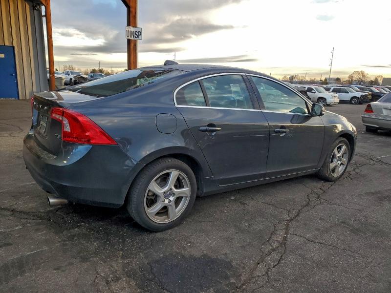 Photo 3 from auction – 2013 VOLVO S60 T5 with VIN YV1612FS2D2190626