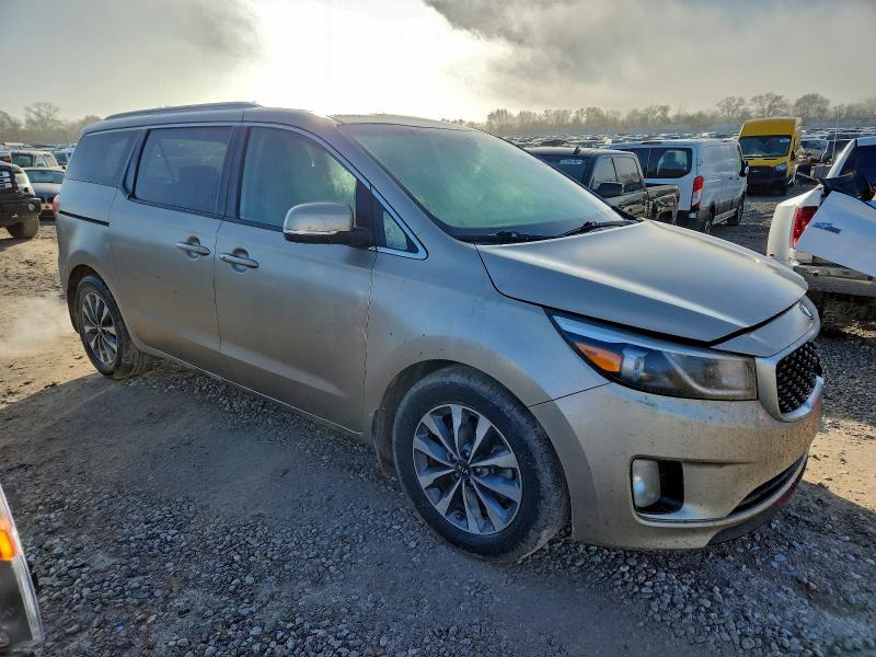 Photo 4 from auction – 2015 KIA SEDONA EX with VIN KNDMC5C17F6018821