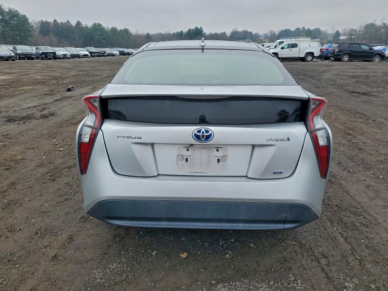 Photo 6 from auction – 2016 TOYOTA PRIUS with VIN JTDKARFU1G3006550