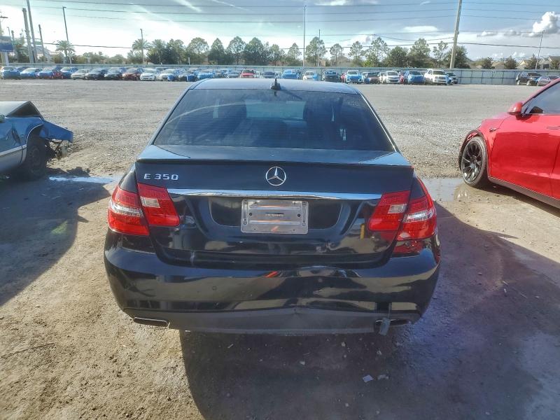 Photo 6 from auction – 2013 MERCEDES-BENZ E 350 with VIN WDDHF5KB8DA723761