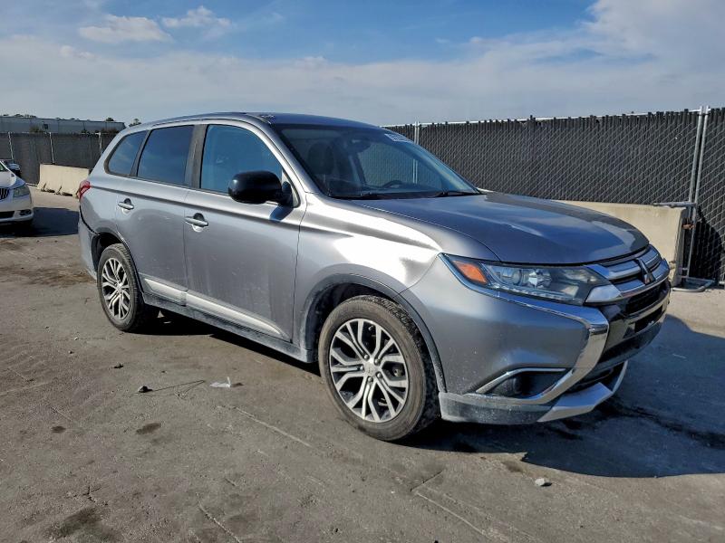 Photo 4 from auction – 2017 MITSUBISHI OUTLANDER with VIN JA4AD2A39HZ014946