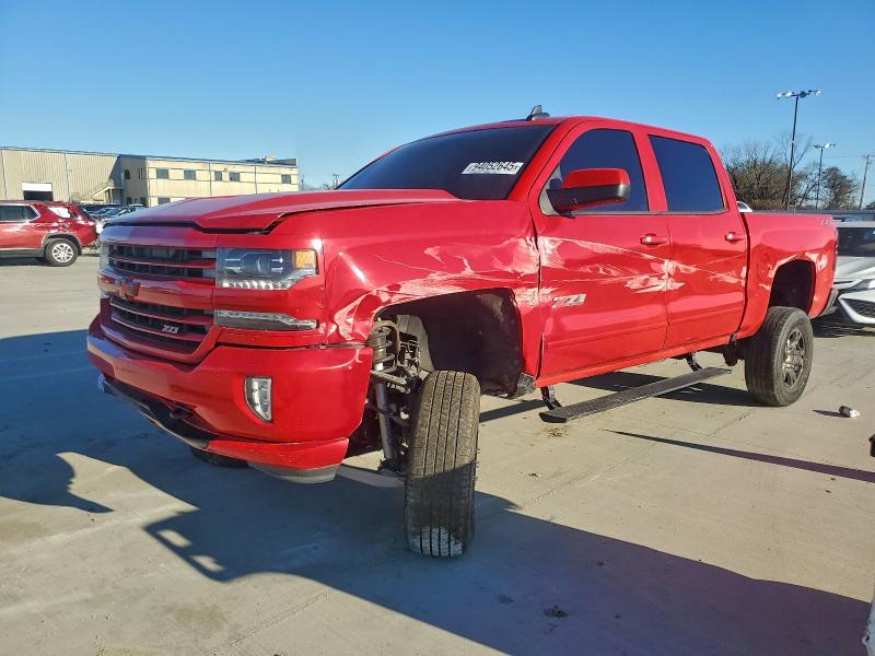 CHEVROLET SILVERADO 2018 with VIN 3GCUKREC3JG462262 - Photo from auction