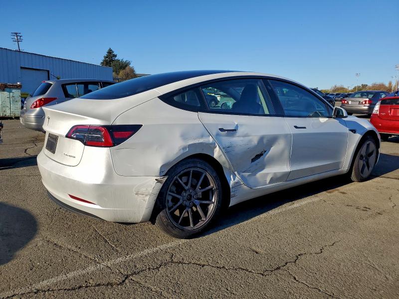 Photo 3 from auction – 2023 TESLA MODEL 3 with VIN 5YJ3E1EB8PF631122