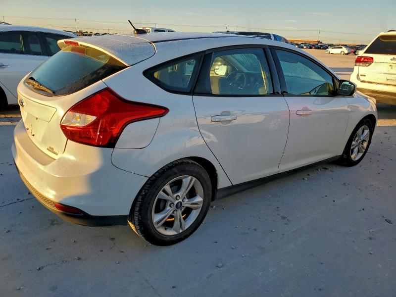 Zdjęcie 3 z aukcji – 2013 FORD FOCUS SE z VIN 1FADP3K29DL104753