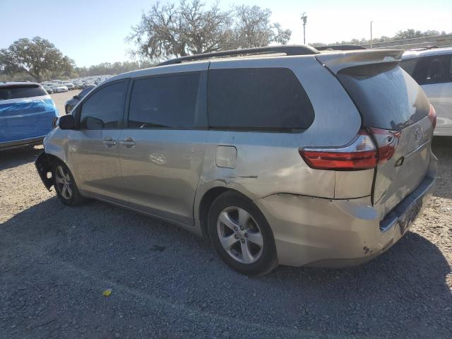 Photo 2 from auction – 2015 TOYOTA SIENNA LE with VIN 5TDKK3DC6FS684101