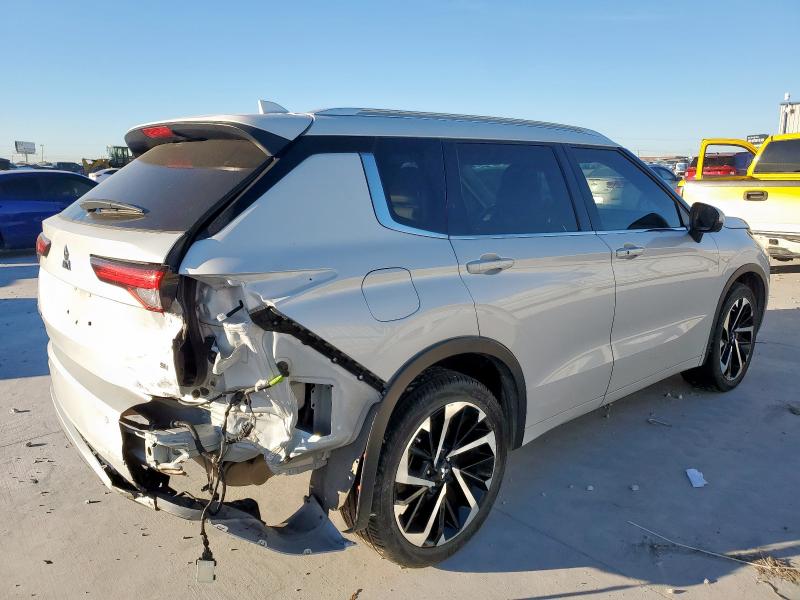 Photo 3 from auction – 2023 MITSUBISHI OUTLANDER with VIN JA4J3VA87PZ023630