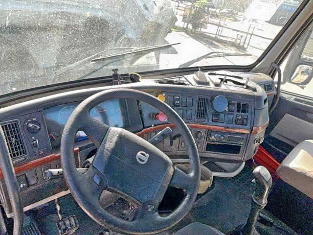 Photo 9 from auction – 2006 VOLVO VN VNL with VIN 4V4NC9GG36N398616