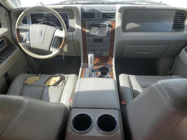 Photo 8 from auction – 2012 LINCOLN NAVIGATOR with VIN 5LMJJ3J58CEL04741