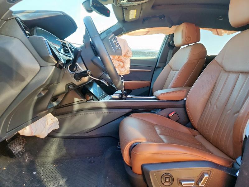 Photo 7 from auction – 2019 AUDI E-TRON PRESTIGE with VIN WA1VABGE1KB009596