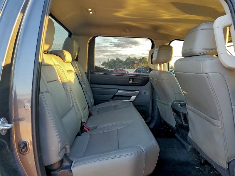 Photo 10 from auction – 2022 TOYOTA TUNDRA with VIN 5TFLA5DB3NX040445