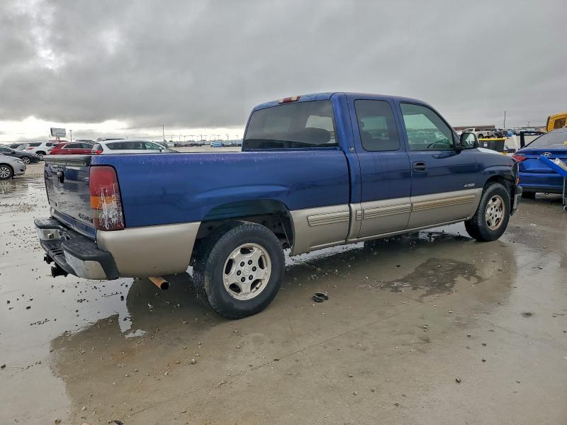 Photo 3 from auction – 2000 CHEVROLET SILVERADO with VIN 2GCEC19T5Y1245215