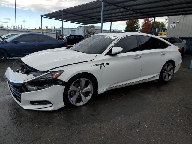 HONDA ACCORD 2018 with VIN 1HGCV1F92JA194604 - Photo from auction