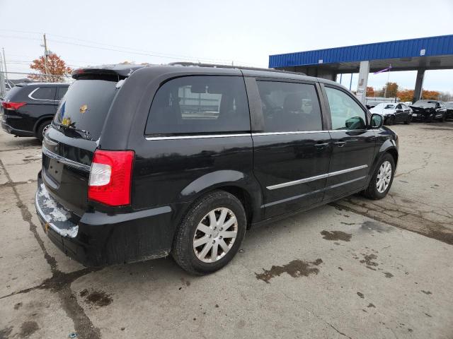 Photo 3 from auction – 2014 CHRYSLER TOWN & COU with VIN 2C4RC1BG7ER219484