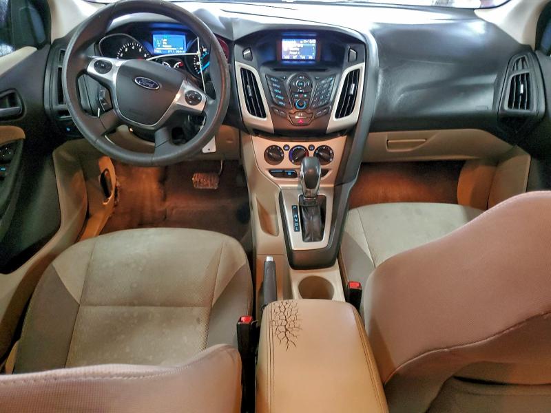 Photo 8 from auction – 2014 FORD FOCUS SE with VIN 1FADP3F27EL102849