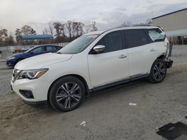 NISSAN PATHFINDER 2017 with VIN 5N1DR2MN8HC636437 - Photo from auction
