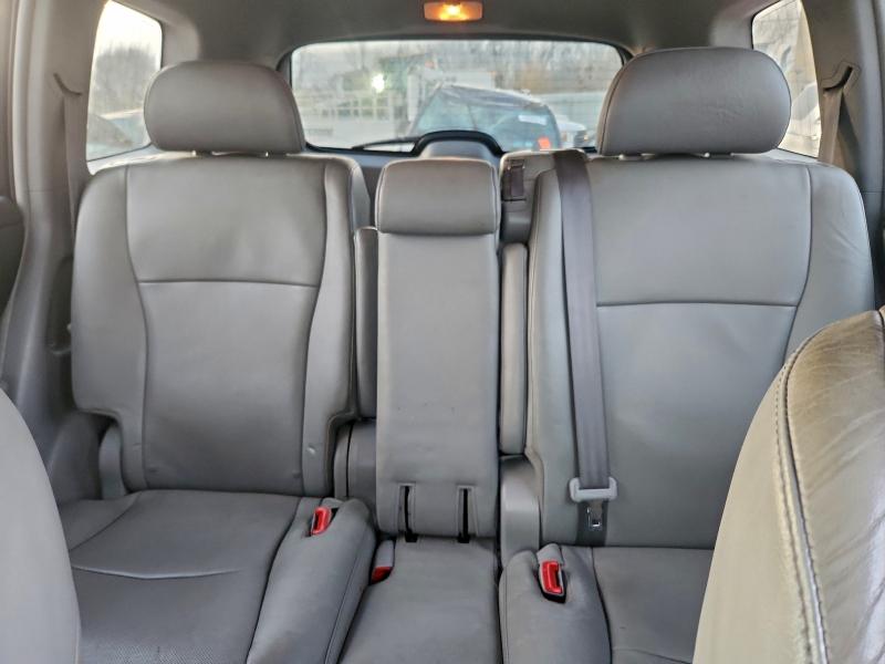 Photo 10 from auction – 2011 TOYOTA HIGHLANDER with VIN 5TDDK3EH5BS091598