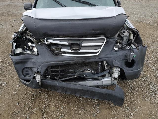 Photo 12 from auction – 2006 HONDA CR-V LX with VIN JHLRD78596C047218