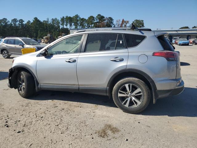 Photo 2 from auction – 2018 TOYOTA RAV 4 with VIN JTMRFREV6JJ222231