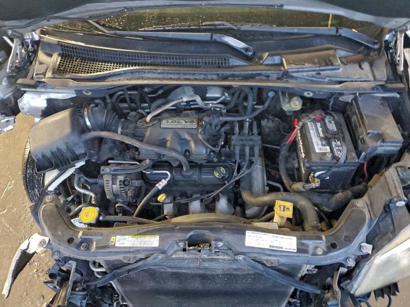 Photo 12 from auction – 2008 CHRYSLER TOWN & COU with VIN 2A8HR54PX8R757995