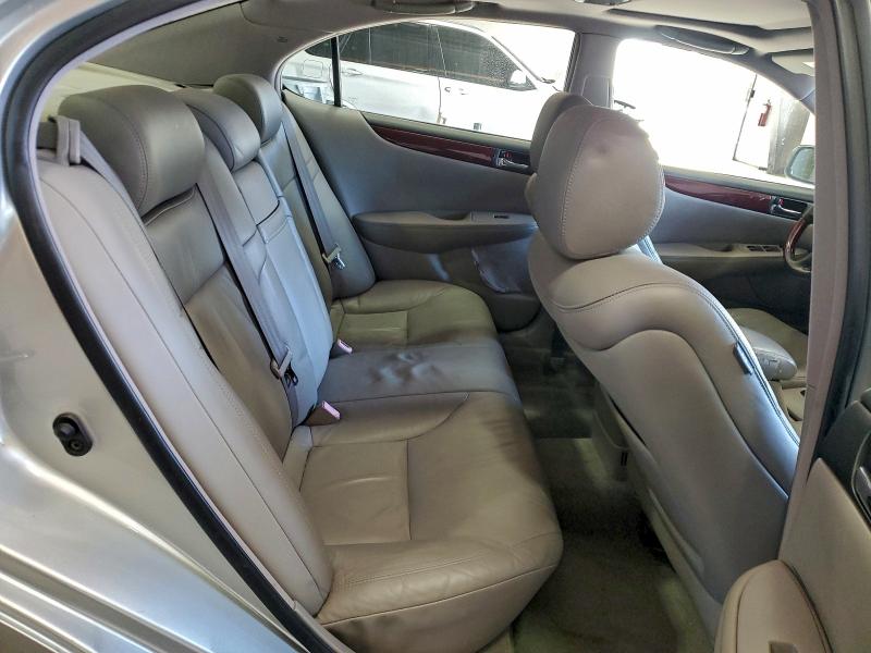 Photo 10 from auction – 2004 LEXUS ES 330 with VIN JTHBA30G840011420