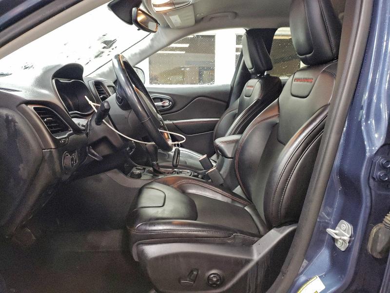 Photo 7 from auction – 2019 JEEP CHEROKEE T with VIN 1C4PJMBX6KD453676