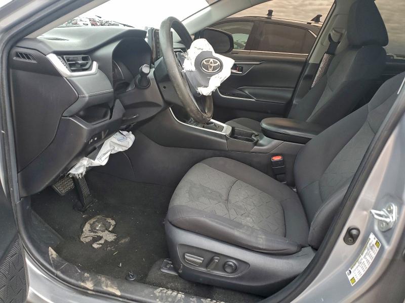 Photo 7 from auction – 2021 TOYOTA RAV4 XLE with VIN 2T3W1RFV4MC123978