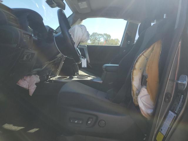 Photo 7 from auction – 2021 TOYOTA 4RUNNER SR with VIN JTEEU5JR1M5235631