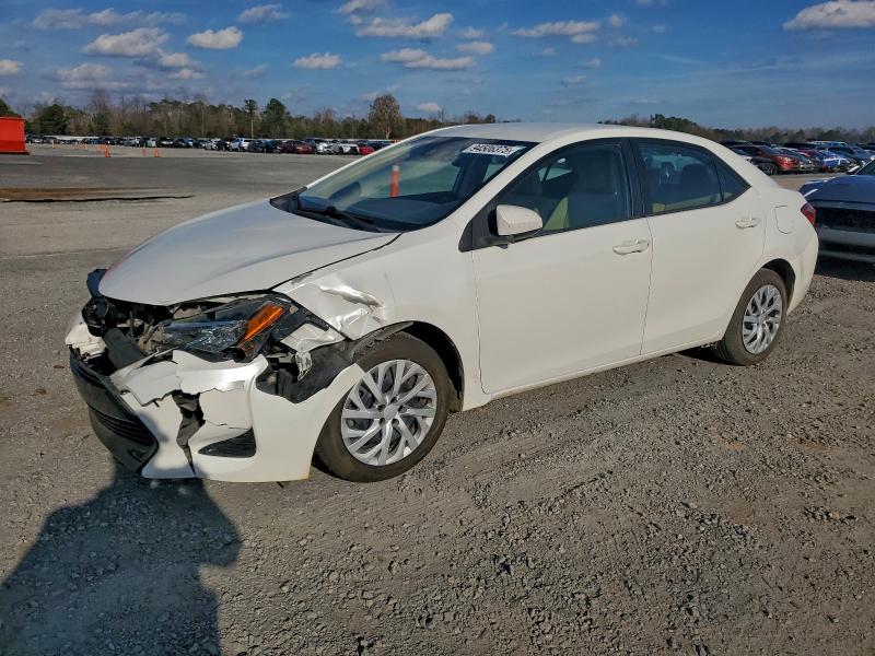 TOYOTA COROLLA L 2018 with VIN 5YFBURHE9JP814916 - Photo from auction