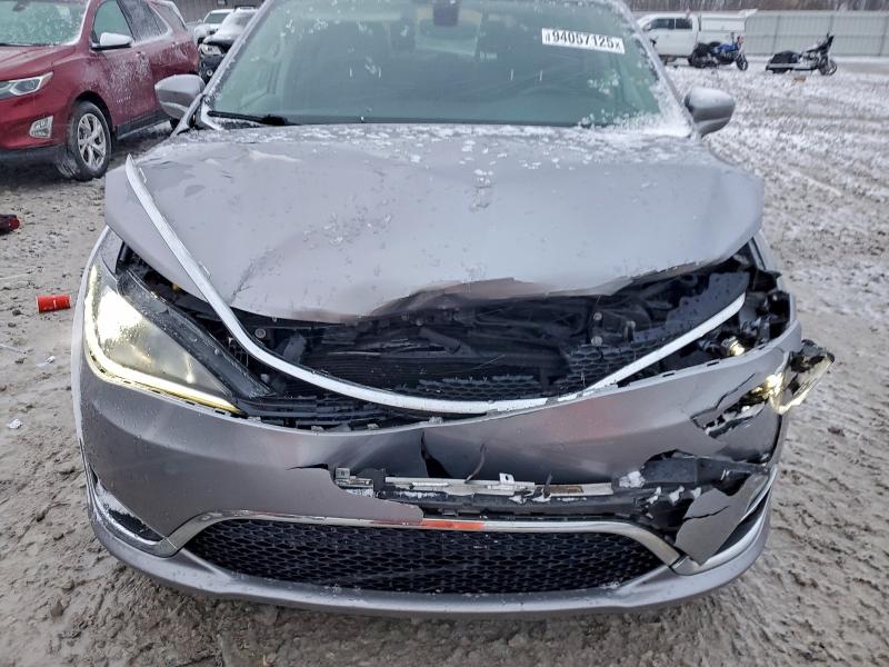 Photo 12 from auction – 2018 CHRYSLER PACIFICA T with VIN 2C4RC1EG0JR108345