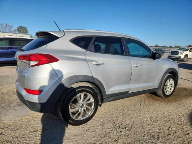 Photo 3 from auction – 2016 HYUNDAI TUCSON LIM with VIN KM8J3CA40GU223877