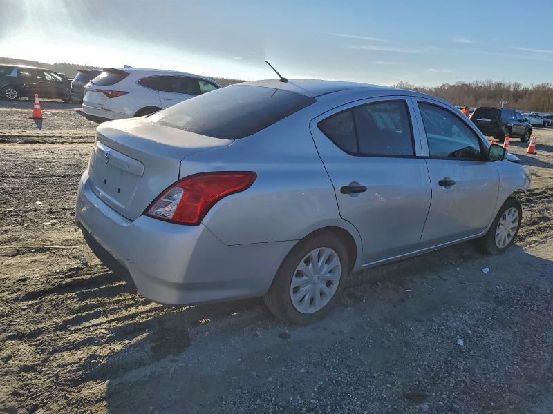 Photo 3 from auction – 2017 NISSAN VERSA S with VIN 3N1CN7AP1HL826036