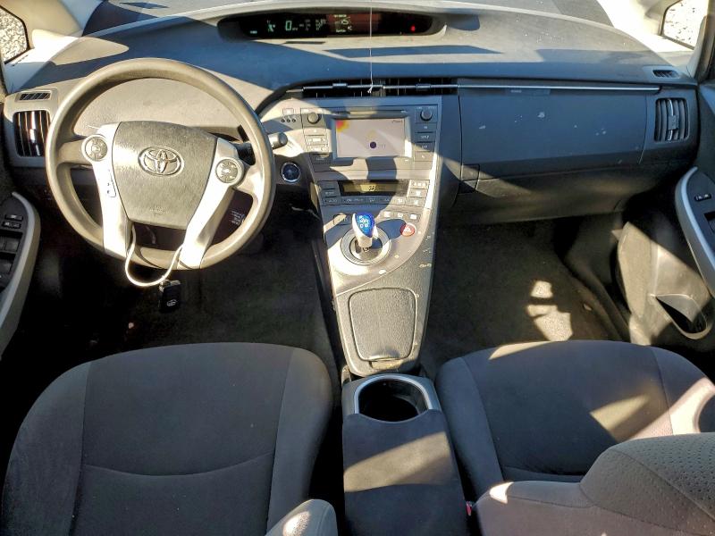 Photo 8 from auction – 2014 TOYOTA PRIUS with VIN JTDKN3DU1E0363777