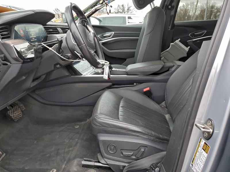 Photo 7 from auction – 2019 AUDI E-TRON PRE with VIN WA1LAAGE6KB009739