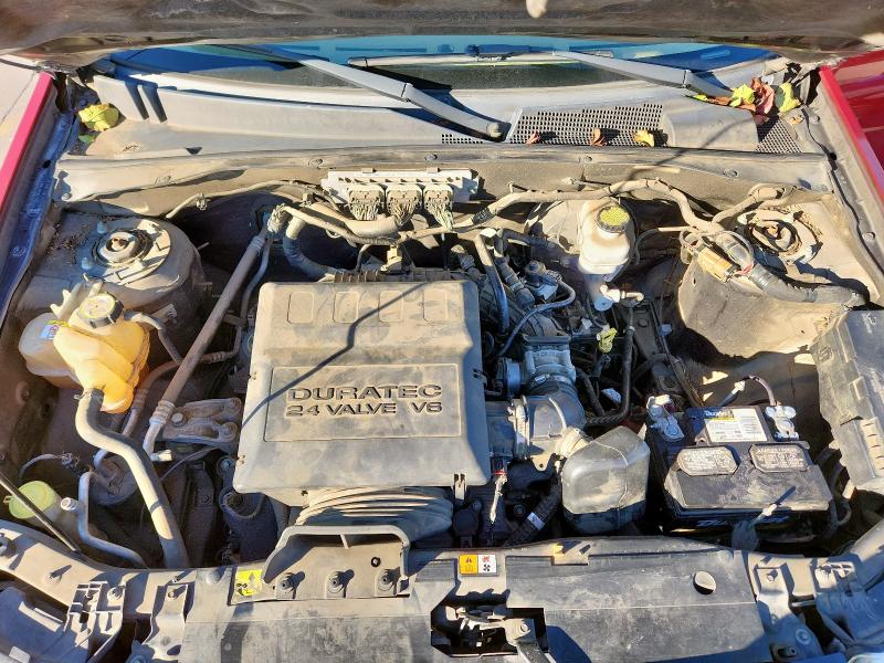 Photo 11 from auction – 2011 FORD ESCAPE LIM with VIN 1FMCU0EG7BKA27156