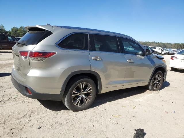 Photo 3 from auction – 2016 TOYOTA HIGHLANDER with VIN 5TDKKRFH5GS125023