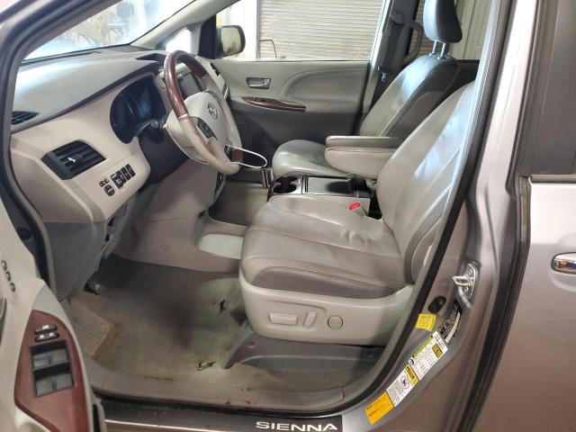 Photo 7 from auction – 2012 TOYOTA SIENNA XLE with VIN 5TDDK3DC7CS045777