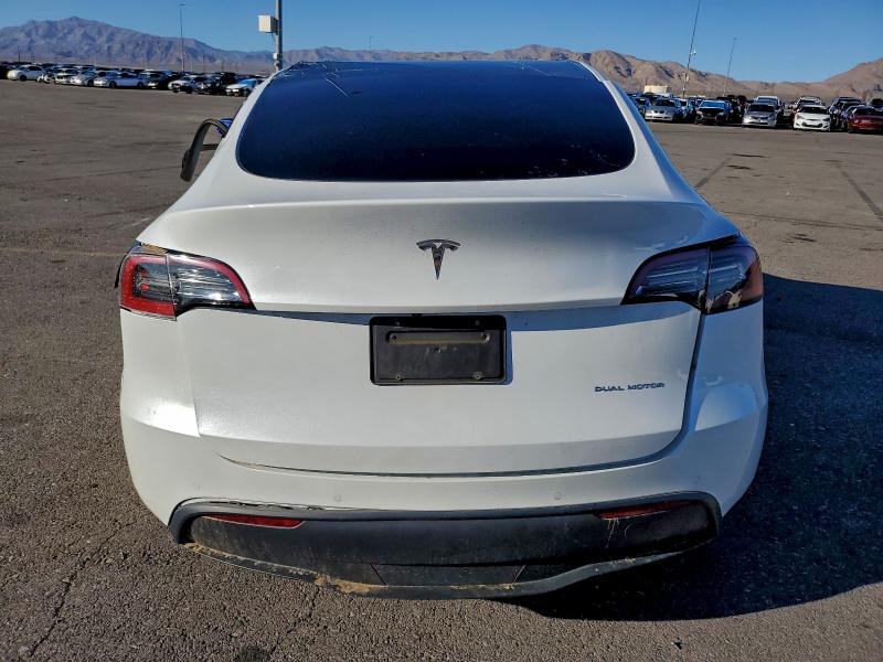 Photo 6 from auction – 2022 TESLA MODEL Y with VIN 7SAYGDEE7NF368987