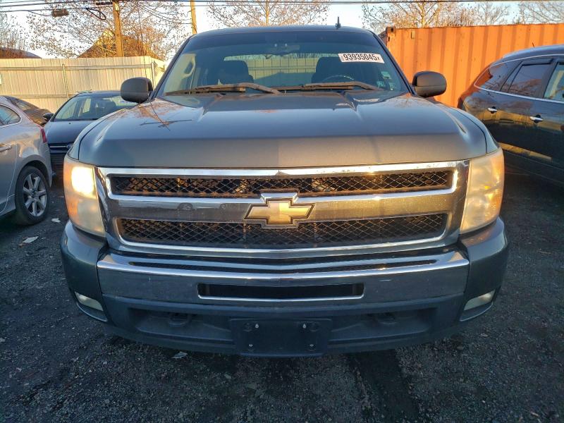Photo 5 from auction – 2011 CHEVROLET SILVERADO with VIN 1GCRKSE31BZ201792