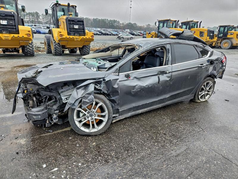 FORD FUSION SEL 2020 مع رقم تعريف المركبة 3FA6P0CD0LR117351 - صورة من المزاد