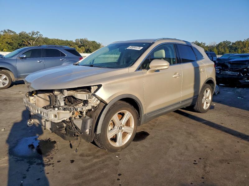 LINCOLN MKC PREMIE 2017 with VIN 5LMCJ1C93HUL28522 - Photo from auction