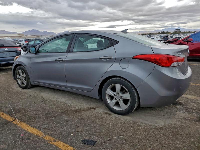 Photo 2 from auction – 2012 HYUNDAI ELANTRA GL with VIN KMHDH4AE0CU407935