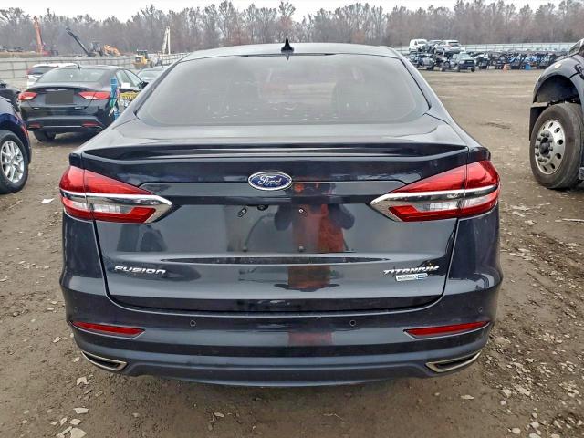 Photo 6 from auction – 2019 FORD FUSION TIT with VIN 3FA6P0D92KR105873