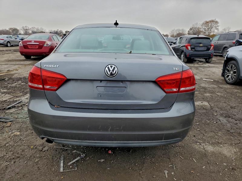 Photo 6 from auction – 2014 VOLKSWAGEN PASSAT S with VIN 1VWAT7A33EC113876