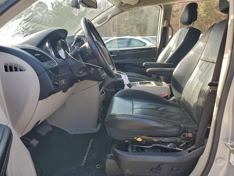 Photo 7 from auction – 2012 CHRYSLER TOWN & COU with VIN 2C4RC1CG9CR339377