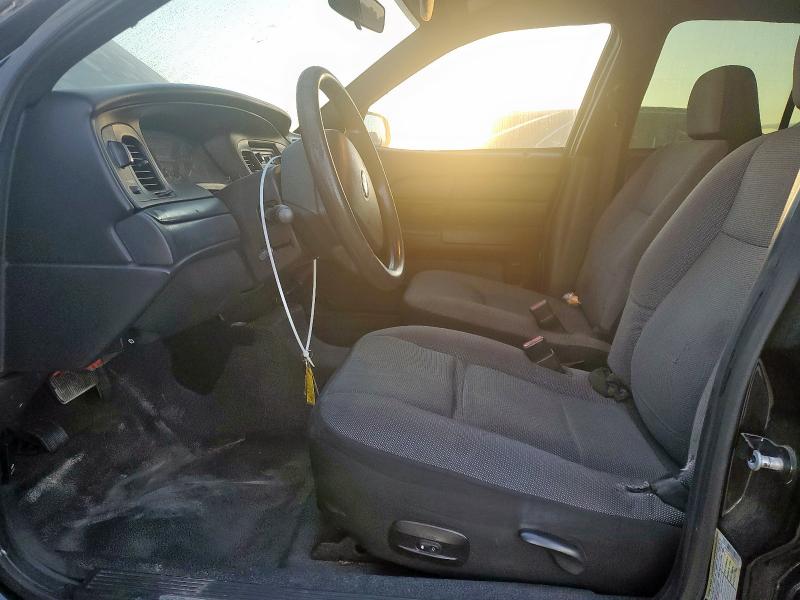 Photo 7 from auction – 2008 FORD CROWN VICT with VIN 2FAFP71V98X155724