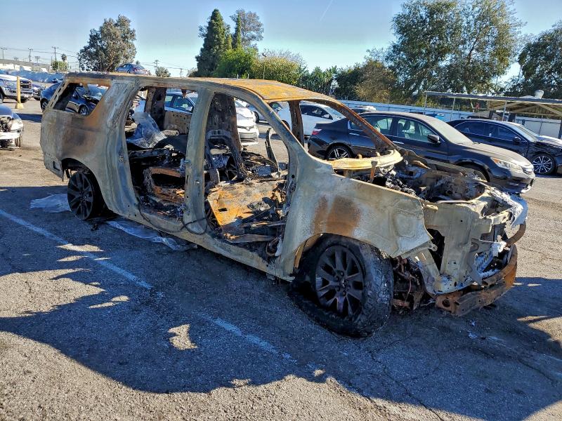 Photo 4 from auction – 2021 CHEVROLET SUBURBAN K with VIN 1GNSKDKD7MR275402