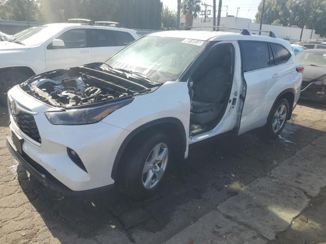TOYOTA HIGHLANDER 2022 with VIN 5TDZZRAH2NS142389 - Photo from auction